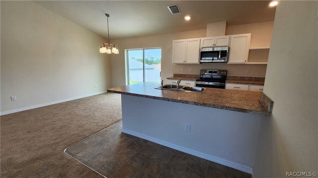 680 W Marguerita Drive, Dunnellon, FL 34434