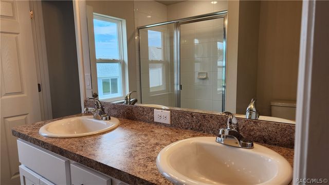 680 W Marguerita Drive, Dunnellon, FL 34434