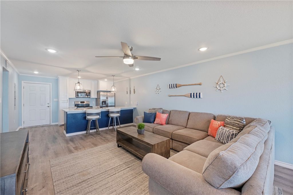 800 Beach Access Road 1A 206, Port Aransas, TX 78373 — photo 2