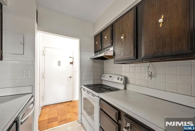 44 S Main Street 6J, Lodi, NJ 07644