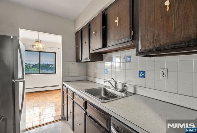 44 S Main Street 6J, Lodi, NJ 07644