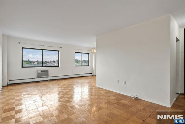 44 S Main Street 6J, Lodi, NJ 07644