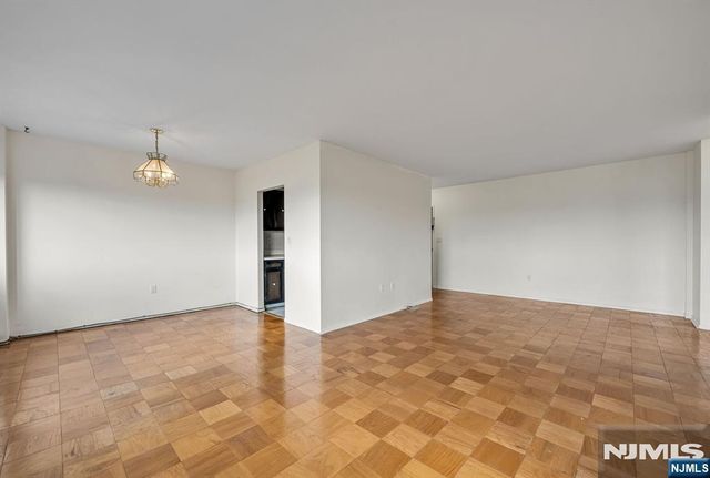 44 S Main Street 6J, Lodi, NJ 07644