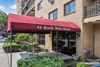 44 S Main Street 6J, Lodi, NJ 07644