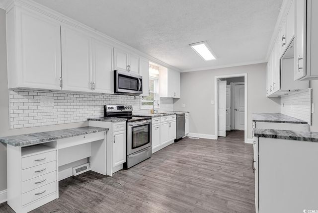 3307 Longwood Ln., Conway, SC 29527