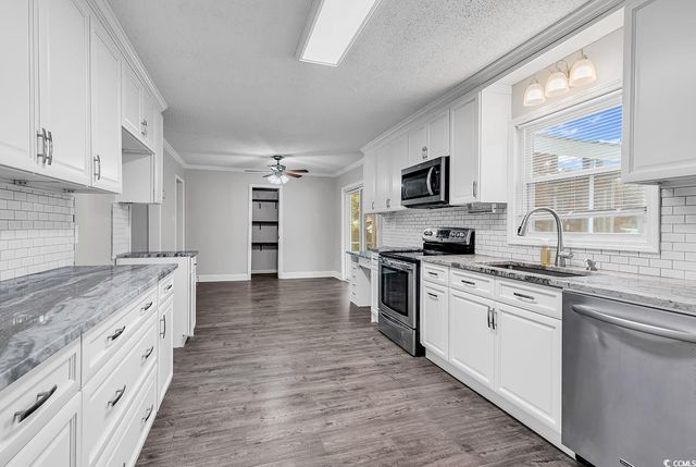 3307 Longwood Ln., Conway, SC 29527
