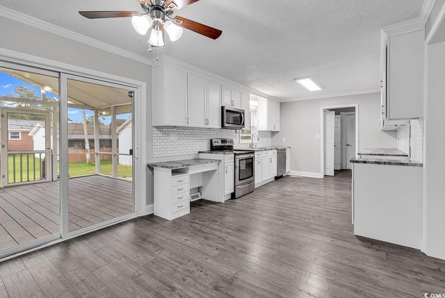 3307 Longwood Ln., Conway, SC 29527