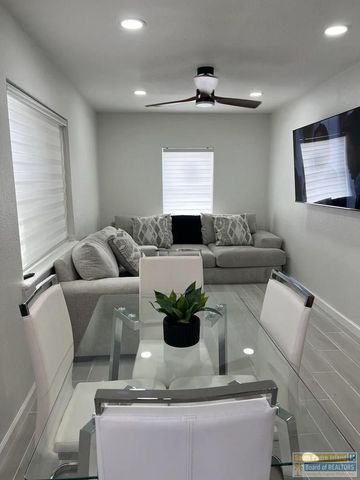 122 E Whiting St Unit B, South Padre Island, TX 78597