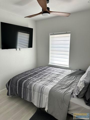 122 E Whiting St Unit B, South Padre Island, TX 78597