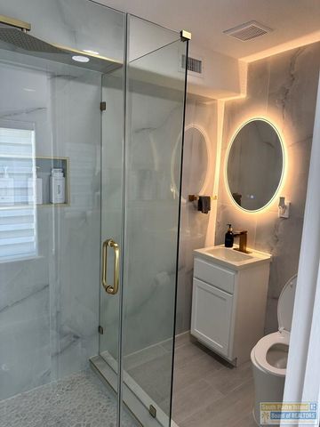 122 E Whiting St Unit B, South Padre Island, TX 78597