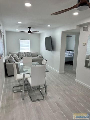 122 E Whiting St Unit B, South Padre Island, TX 78597