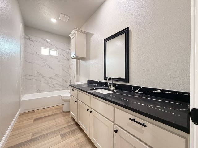 2609 Carver Street, Greenville, TX 75401