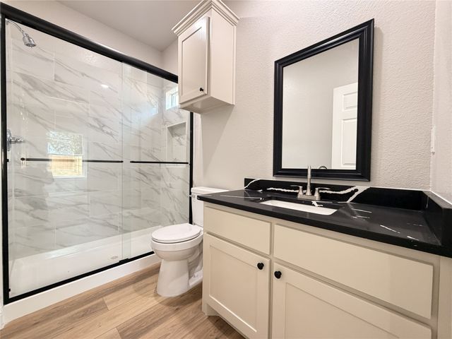 2609 Carver Street, Greenville, TX 75401