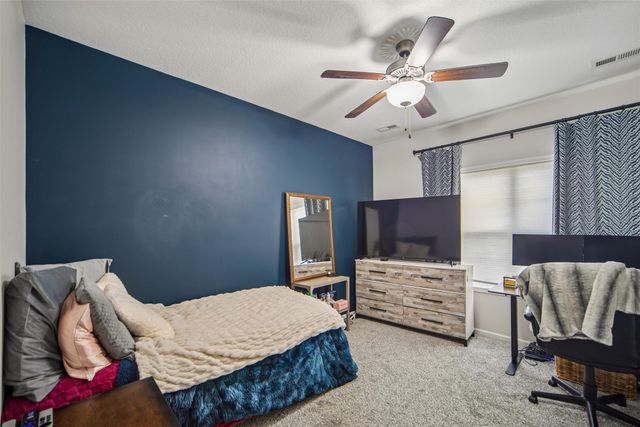 8922 Jean Louise Drive, West Des Moines, IA 50266