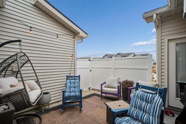 8922 Jean Louise Drive, West Des Moines, IA 50266