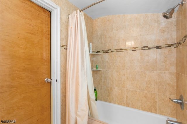 431 Blanchard Ter, Hackensack City, NJ 07601