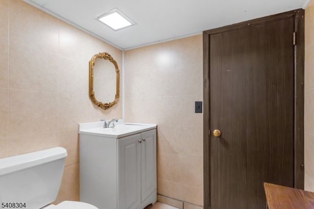 431 Blanchard Ter, Hackensack City, NJ 07601