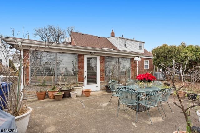 431 Blanchard Ter, Hackensack City, NJ 07601