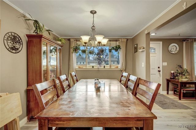 43 Starlite Avenue, Cheektowaga, NY 14227