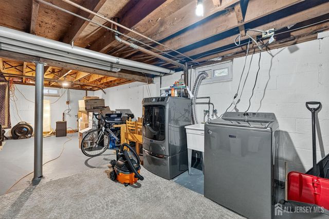 1008 Main Street, Fords, NJ 08863