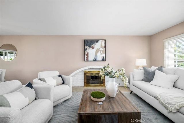 9717 Avenida Monterey, Cypress, CA 90630