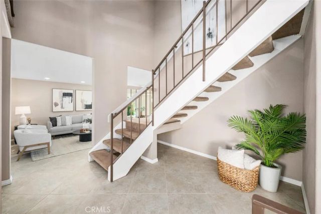 9717 Avenida Monterey, Cypress, CA 90630