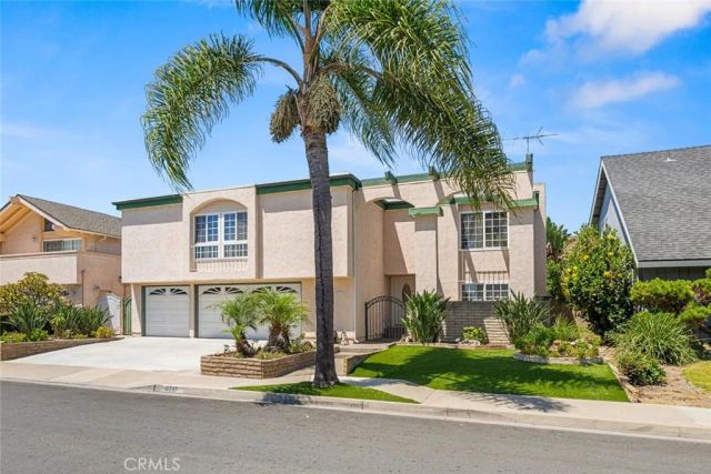 9717 Avenida Monterey, Cypress, CA 90630