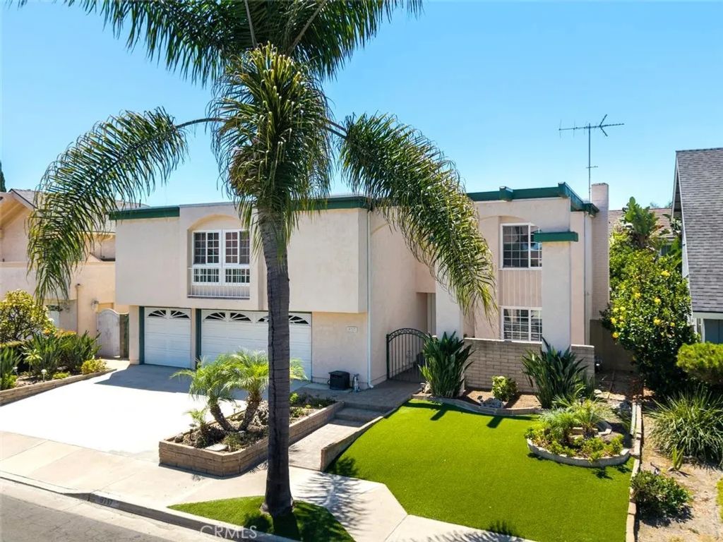 9717 Avenida Monterey, Cypress, CA 90630