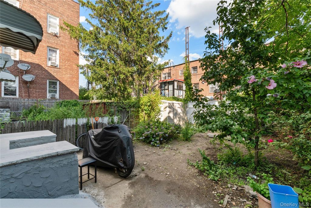 8714 56th Avenue, Elmhurst, NY 11373 — photo 4