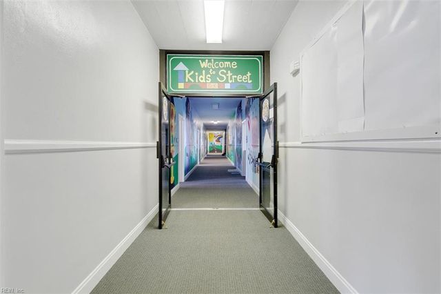 1228 Todds LN, Hampton, VA 23666