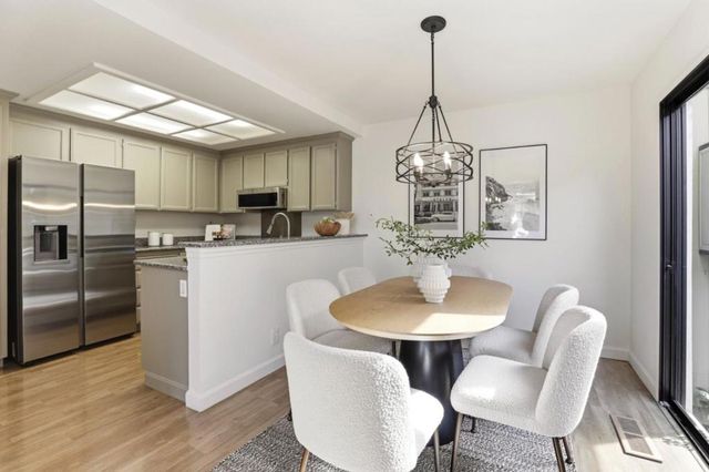 2464 Rebecca Lynn Way, Santa Clara, CA 95050