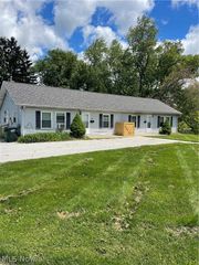 166-168 N State Street, Rittman, OH 44270
