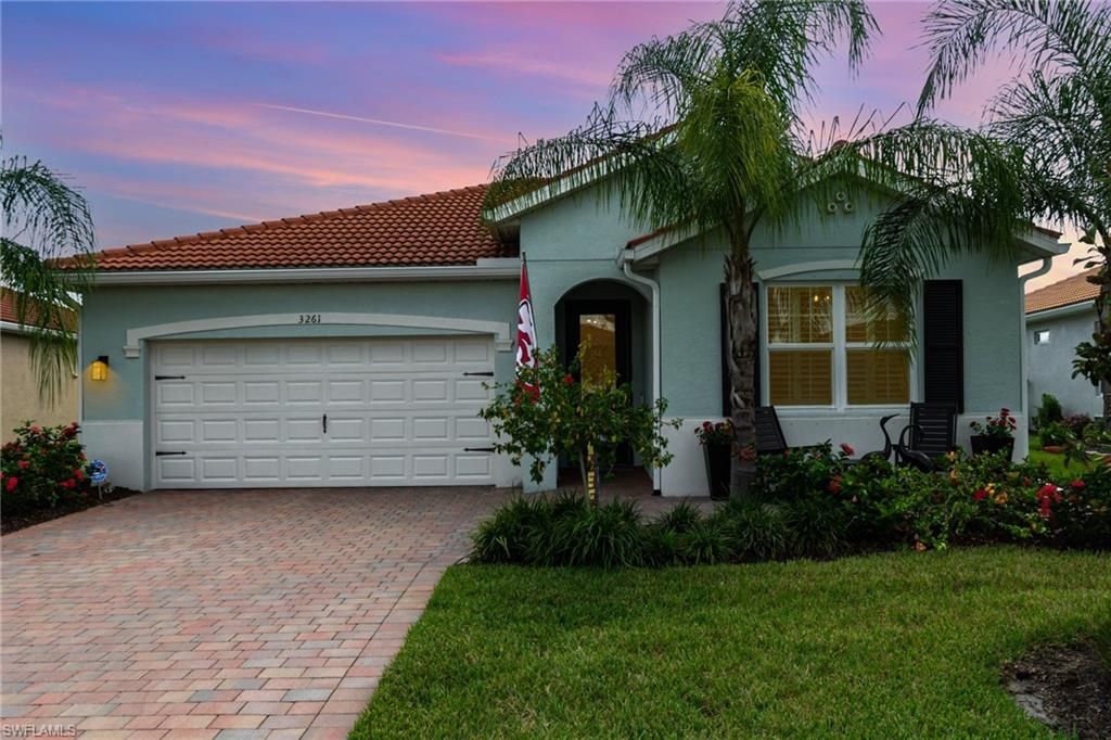 3261 Apple Blossom DR, Alva, FL 33920