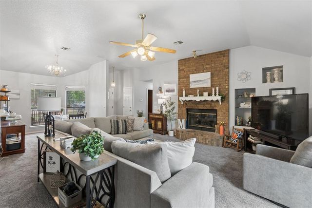 1708 Rocky Mountain Way, Edmond, OK 73003