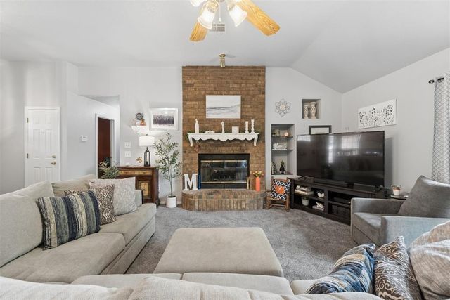 1708 Rocky Mountain Way, Edmond, OK 73003