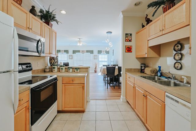 4880 Dahlia Ct Apt 103, Myrtle Beach, SC 29577