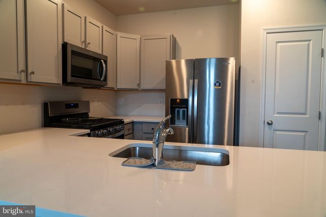 57 ARLOTTA ST, Glassboro, NJ 08028