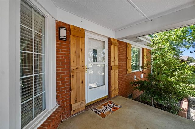 2202 University Street, Siloam Springs, AR 72761