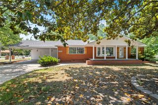 2202 University Street, Siloam Springs, AR 72761