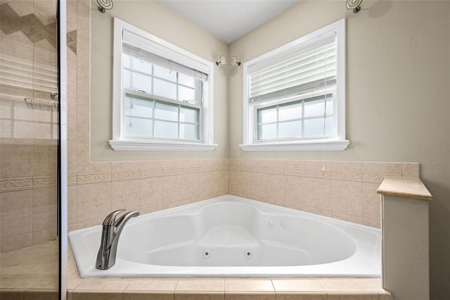 25178 SW 20TH AVENUE, Newberry, FL 32669