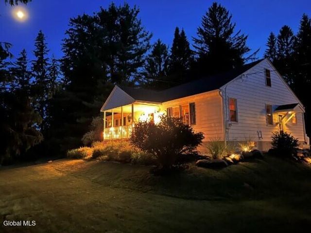 723 Swaggertown Road, Charlton, NY 12302