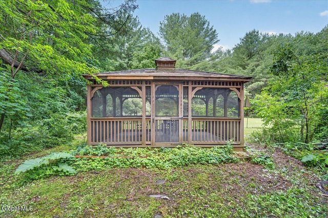 723 Swaggertown Road, Charlton, NY 12302