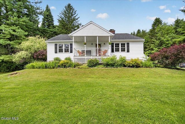 723 Swaggertown Road, Charlton, NY 12302