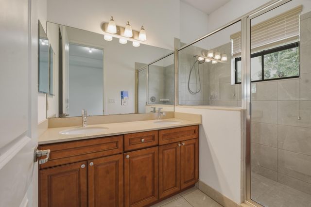 5105 NW 51st Terrace, Tamarac, FL 33319