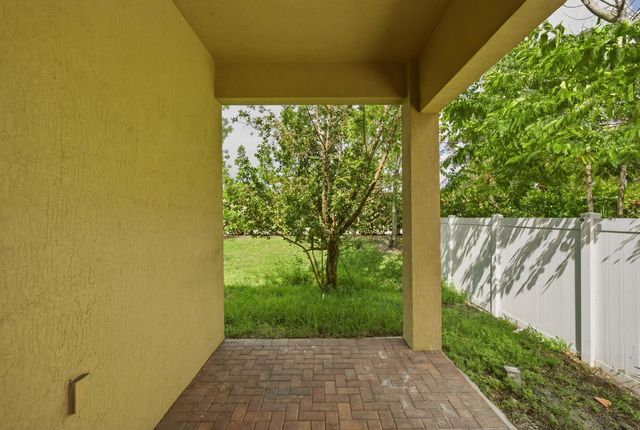 5105 NW 51st Terrace, Tamarac, FL 33319