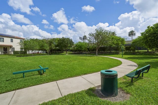 5105 NW 51st Terrace, Tamarac, FL 33319