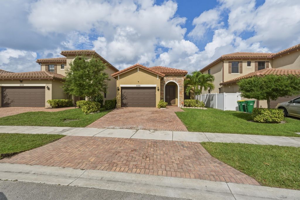 5105 NW 51st Terrace, Tamarac, FL 33319
