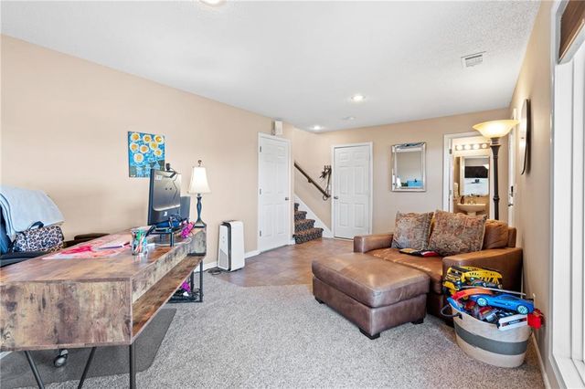 20739 South Barker Road, Spring Hill, KS 66083