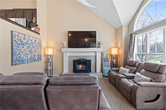 20739 South Barker Road, Spring Hill, KS 66083