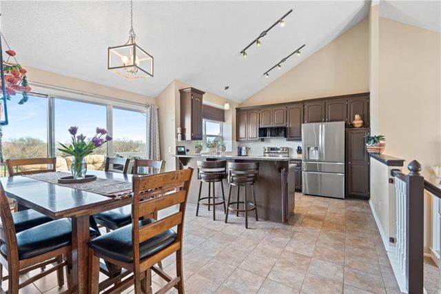 20739 South Barker Road, Spring Hill, KS 66083